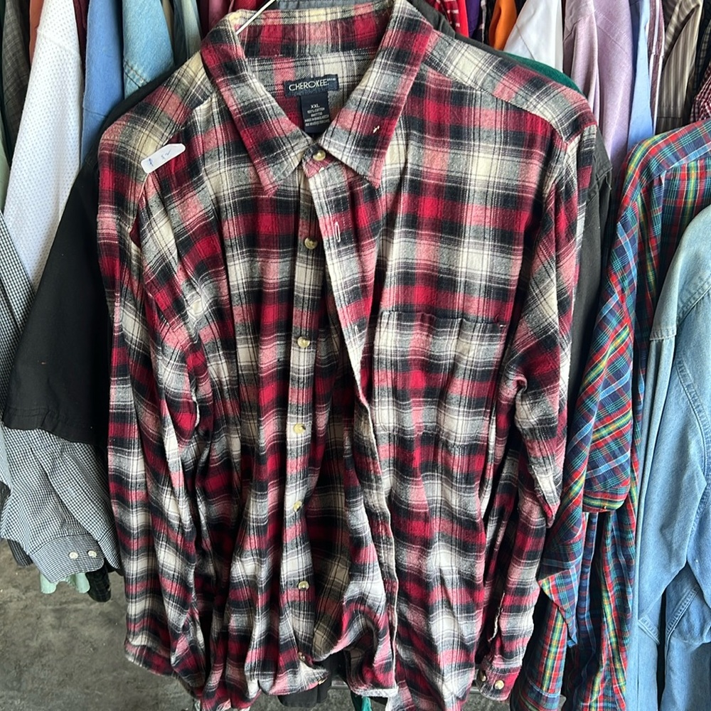 Mens button down - Picture 1 of 2